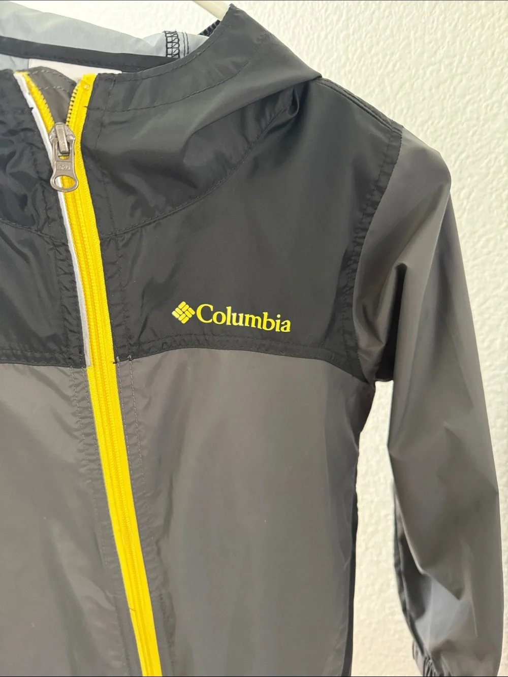 Columbia Black & Gray Kids' Hooded Jacket with Yellow Zipper